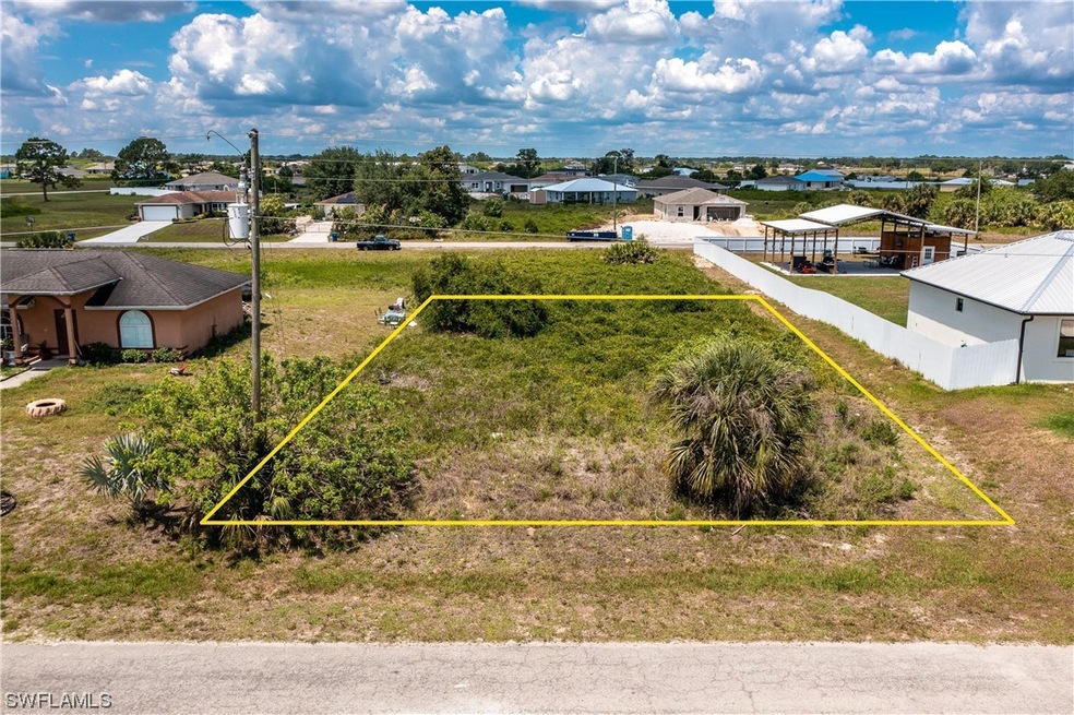 8014 Mangrove Cir, Labelle, FL 33935 - photo 1