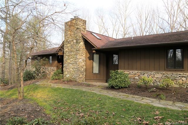 Stylish, mountain stylings and natural stone detai