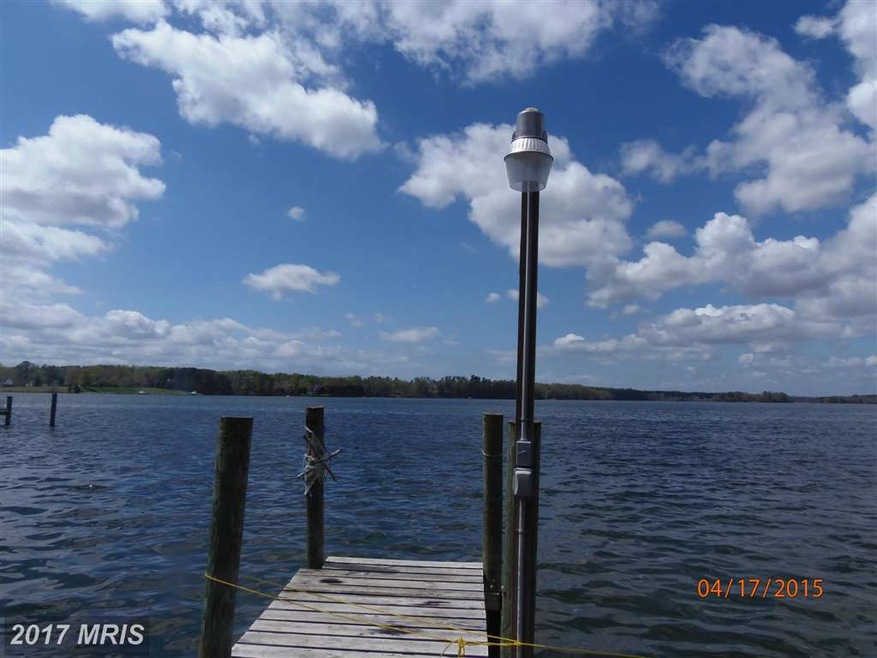 19507 N Snow Hill Manor Rd, Lexington Park, MD 20653 - photo 1