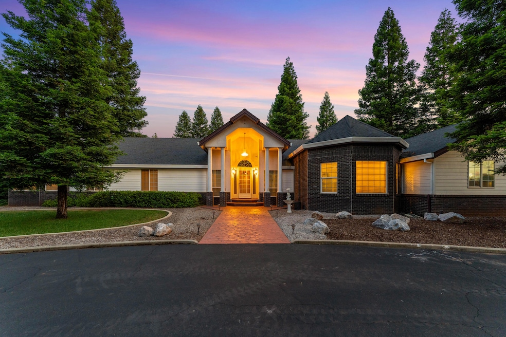 15947 Butterfield Ln, Anderson, CA 96007 - photo 1