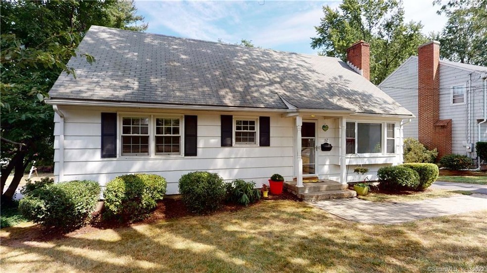 162 Overbrook Rd, West Hartford, CT 06107 - photo 1