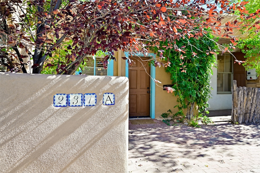 231 W Manhattan Ave unit A, Santa Fe, NM 87501 - photo 1