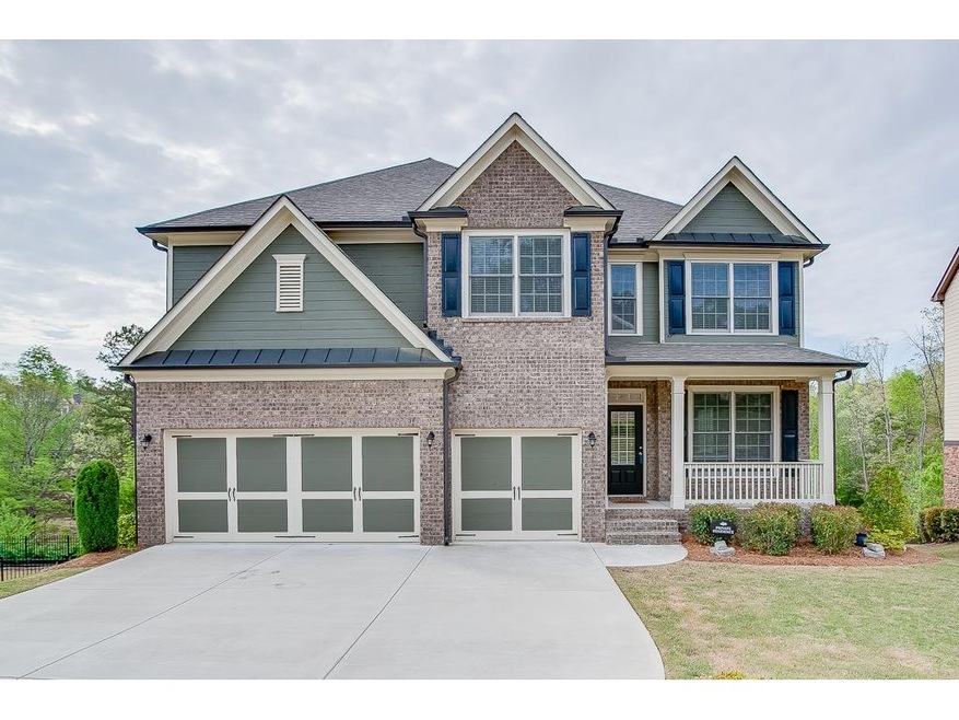One owner, beautifully maintained DR Horton home.