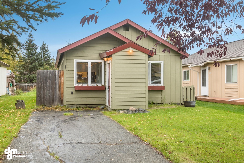 Exterior  _DMD_1704-FULL