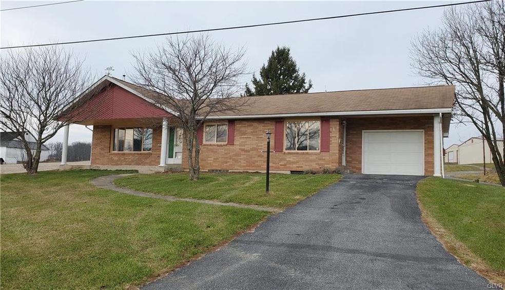 5409 Railroad Rd unit 5447, Germansville, PA 18053 - photo 1