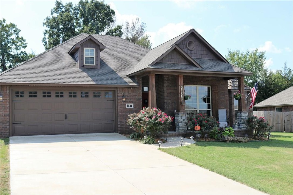 1641 Cavalry Ln, Prairie Grove, AR 72753 - photo 1