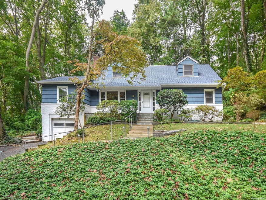10 Woodland Rd, Glen Cove, NY 11542 - photo 1