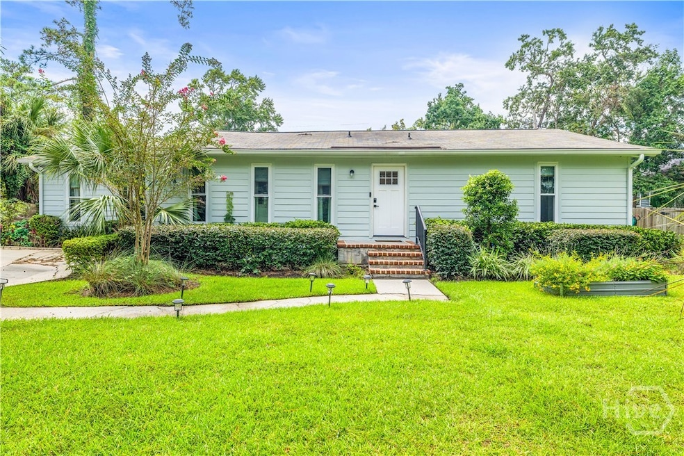 911 Juanita St, Savannah, GA 31410 - photo 1