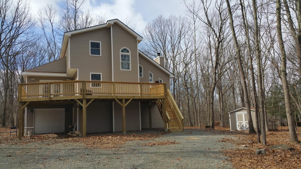 107 Sparrow Ct, Hawley, PA 18428 - photo 1