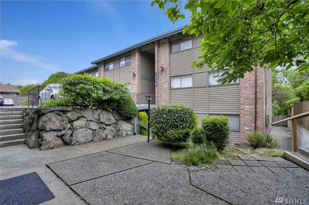 13556 37th Ave S unit 14, Tukwila, WA 98168 - photo 1