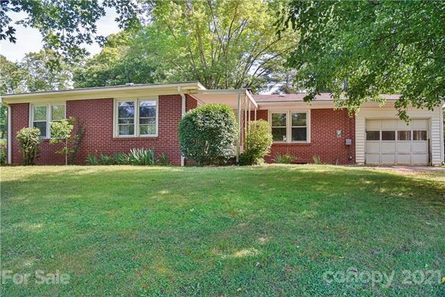 591 Old Leicester Hwy, Asheville, NC 28806 - photo 1