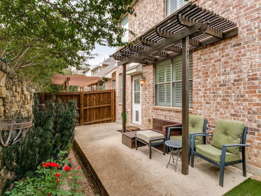 Under Contract $550,000