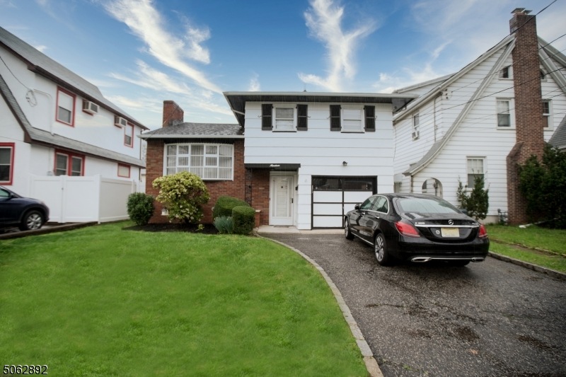 19 Decker Ave, Elizabeth, NJ 07208 - photo 1