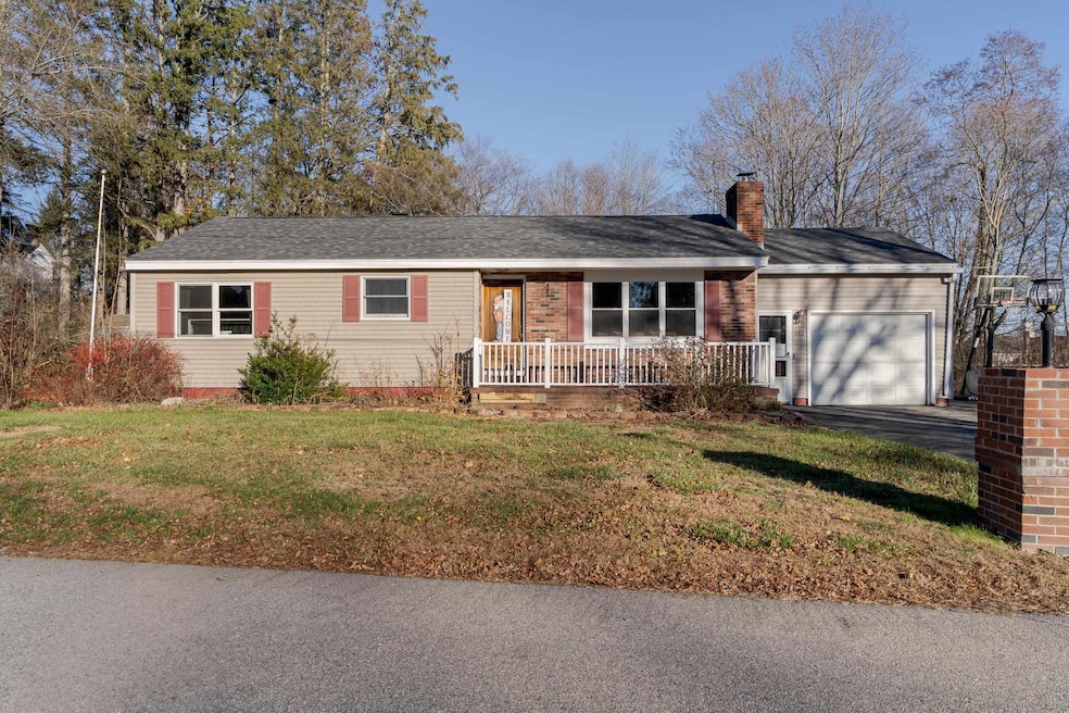 442 Prospect St, Rollinsford, NH 03869 - photo 1