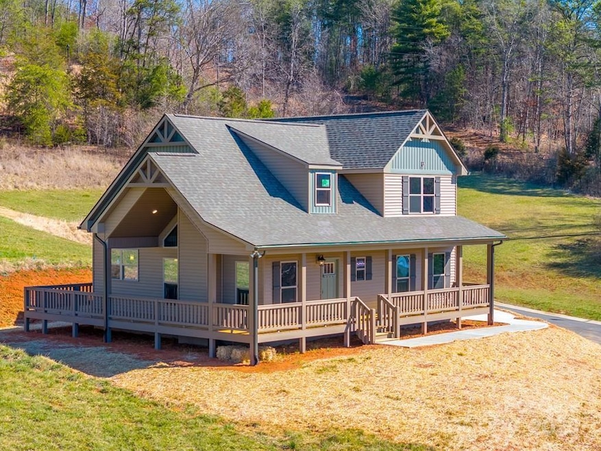 50 Fairview St, Franklin, NC 28734 - photo 1