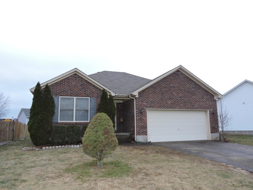 135 Aulbern Dr E, Mount Washington, KY 40047 - photo 1