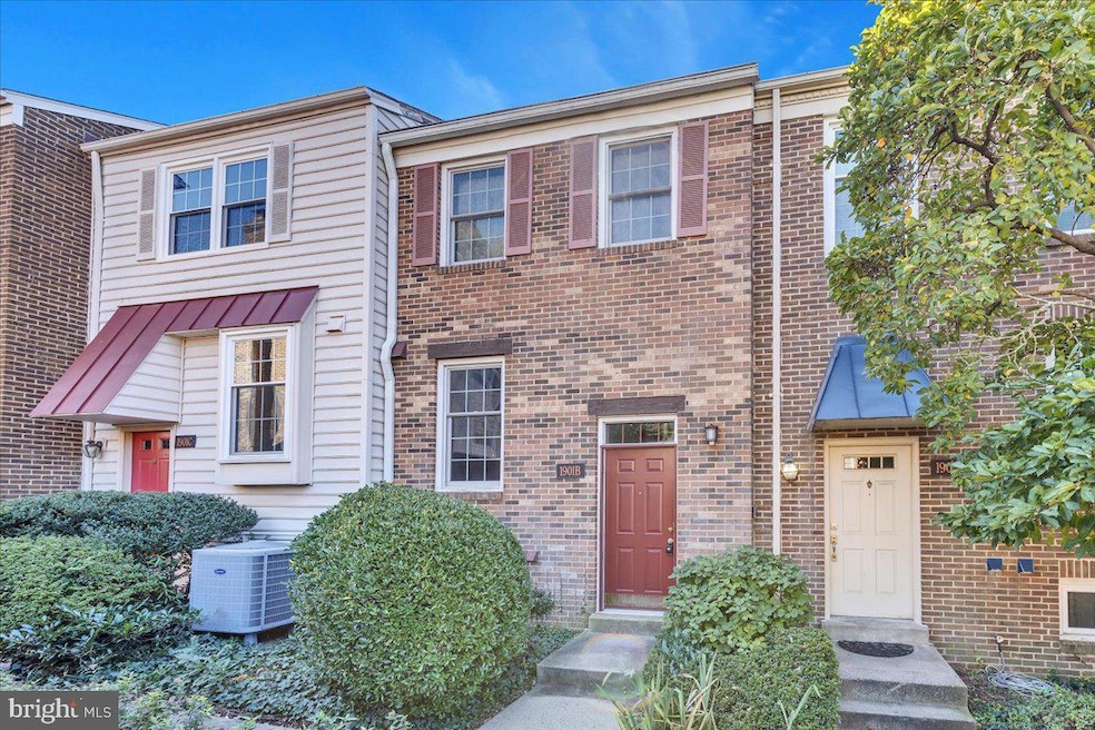 1901 N Adams St unit B, Arlington, VA 22201 - photo 1