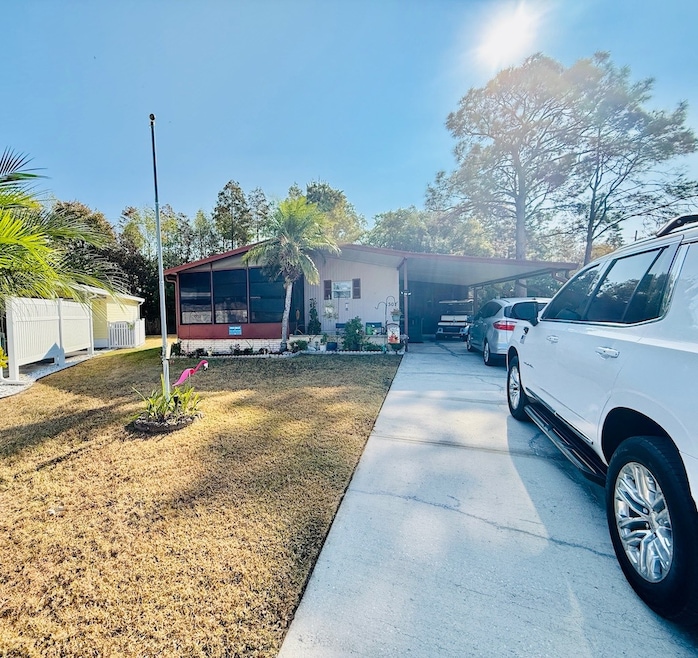 1301 Hawk Dr, Lakeland, FL 33803 - photo 1