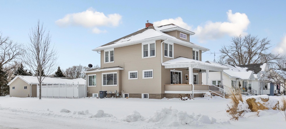 1110 Montague St. Dunlap