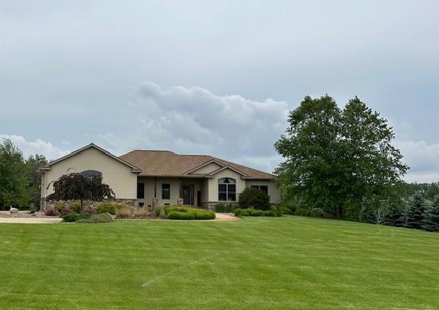 1102 36th St NW, Austin, MN 55912 - photo 1