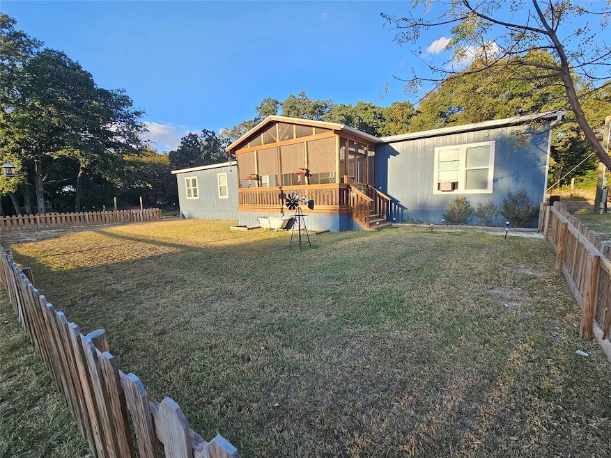 220 Private Rd, Groesbeck, TX 76642 - photo 1