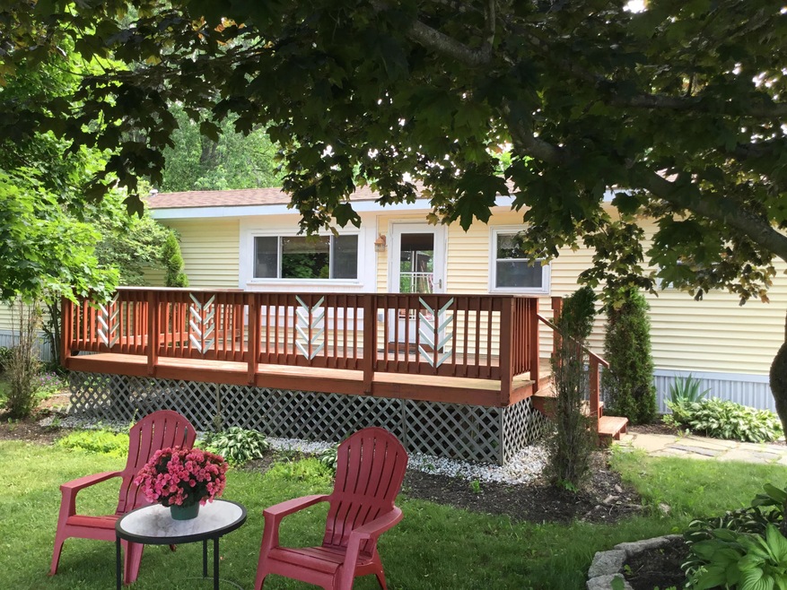 Ken_and_Angela_photo_of_home
