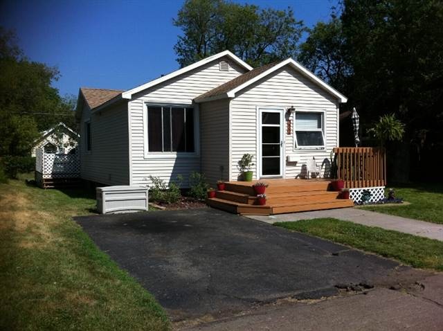 322 9th St, Cloquet, MN 55720 - photo 1