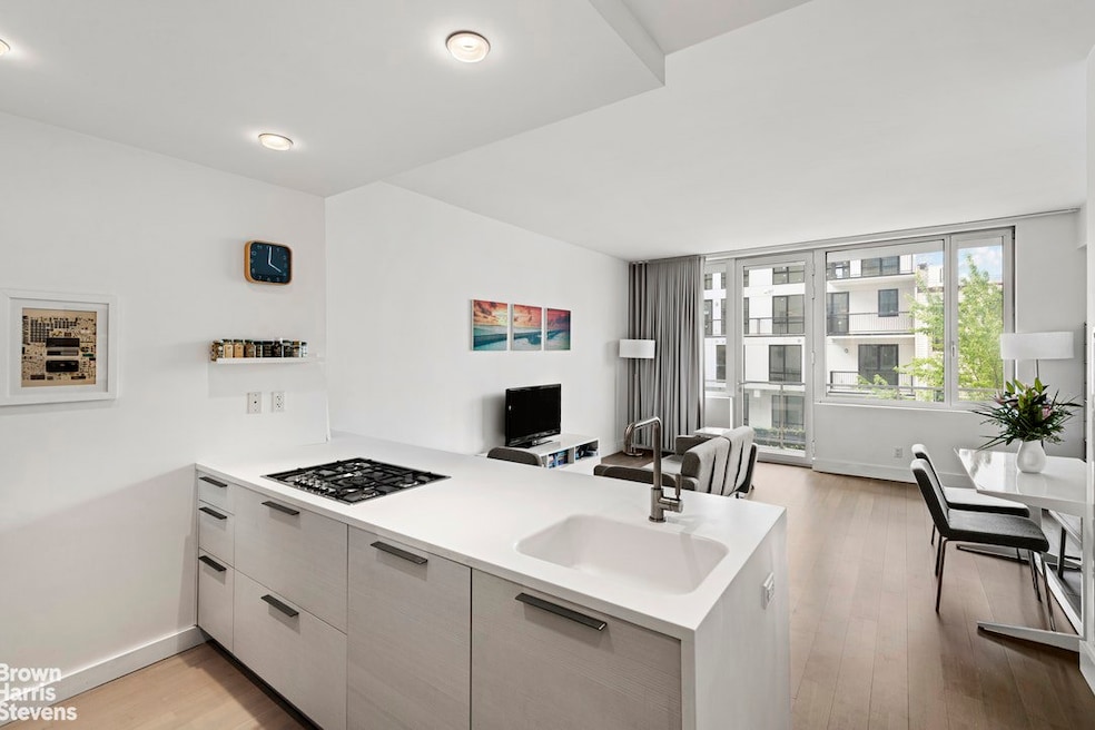 Sold $830,000 • Co-Listing Agent