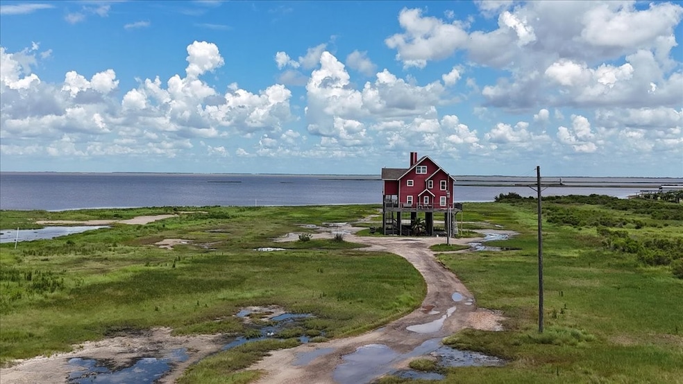 For Sale $699,000 • Co-Listing Agent