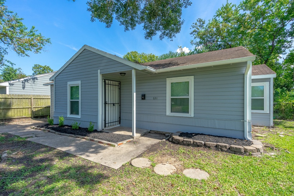 6311 Sherwood Dr, Houston, TX 77021 - photo 1