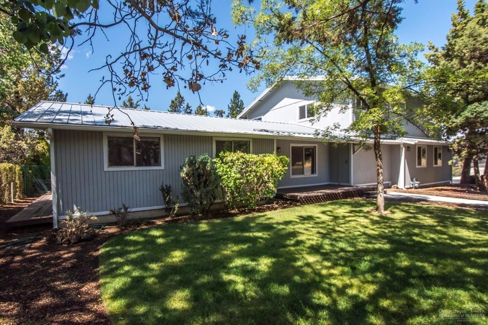 2133 NW Harriman St, Bend, OR 97701 - photo 1