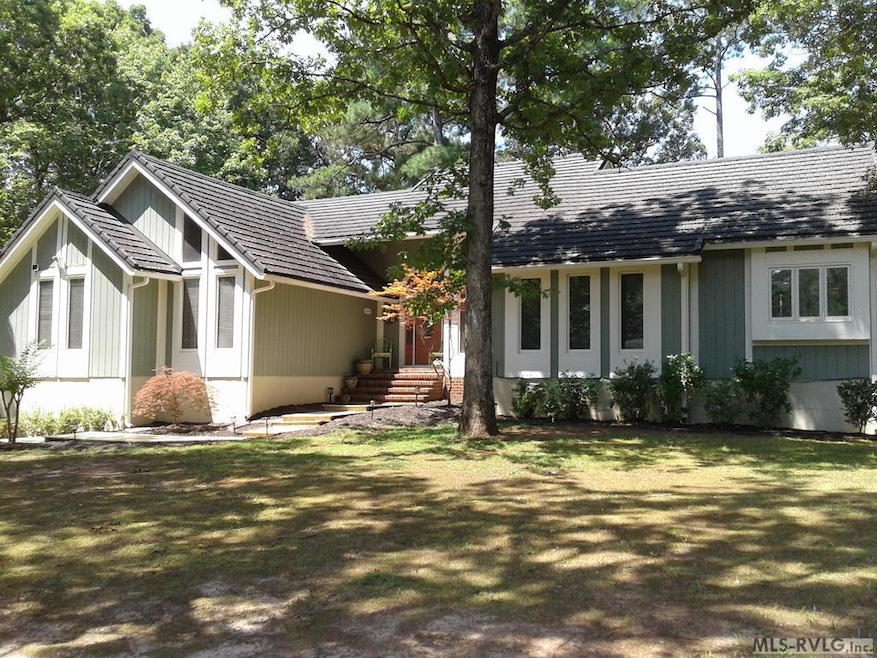 Sold $385,000