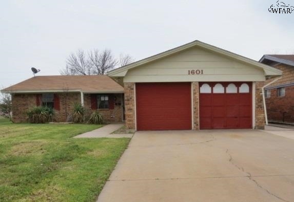 1601 Bert Dr, Wichita Falls, TX 76302 - photo 1