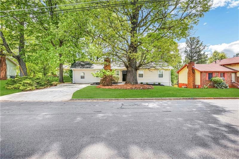 2052 Marbut Ln, Lithonia, GA 30058 - photo 1