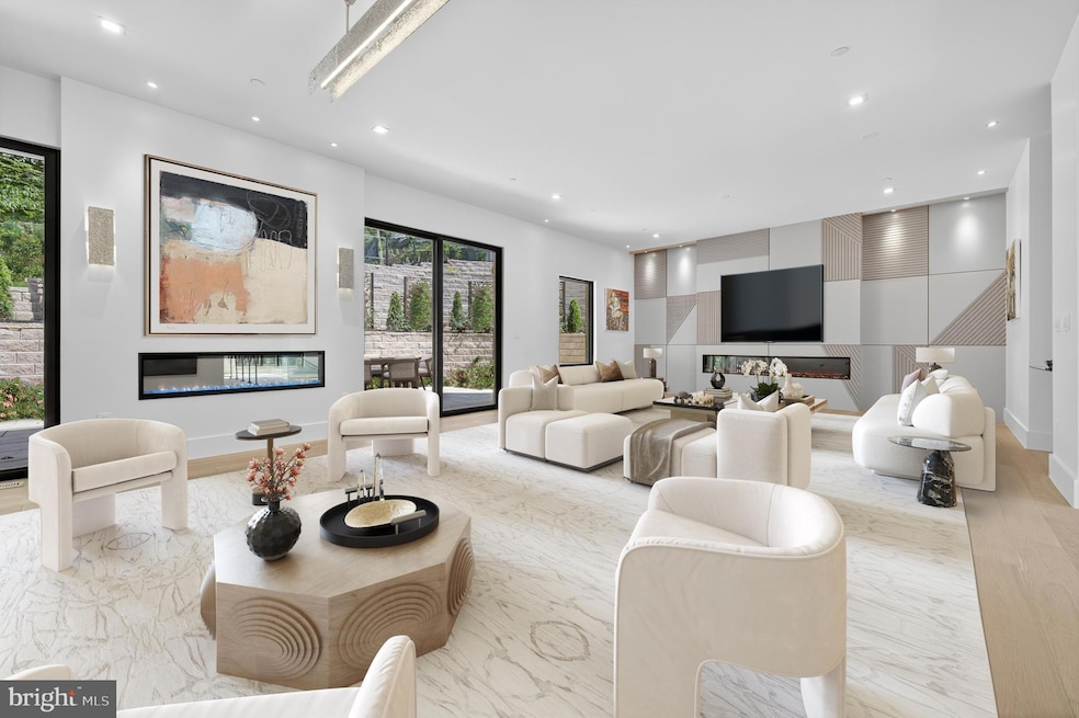 For Sale $4,395,000 • Co-Listing Agent