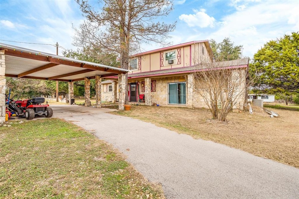 3724 Bob White Ct, Granbury, TX 76049 - photo 1