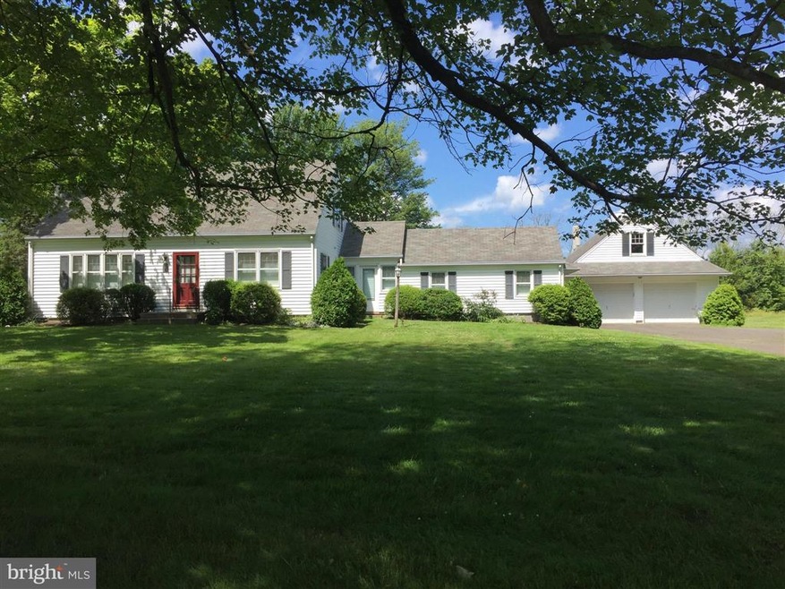 5949 Worthington Rd, Doylestown, PA 18902 - photo 1