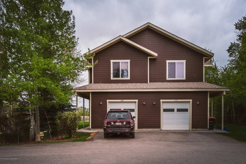 01 exterior 2