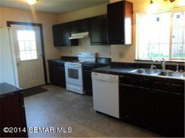 w 22575 Cox Rd, Galesville, WI 54630 - photo 1