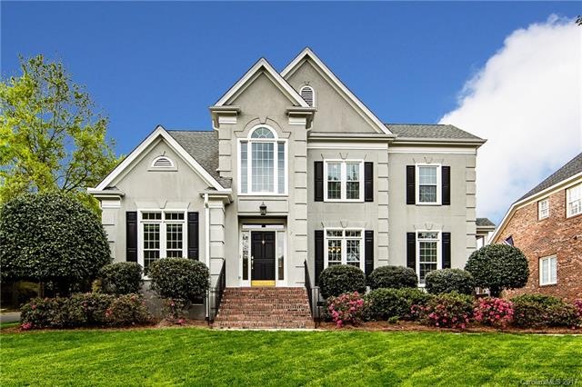 Wonderful curb appeal!  Beautifully landscaped!