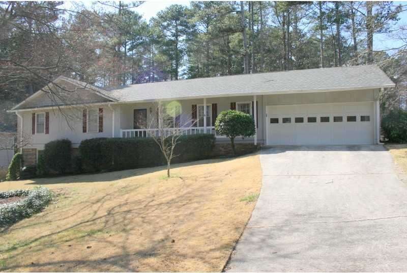 3161 Andover Dr, Marietta, GA 30066 - photo 1