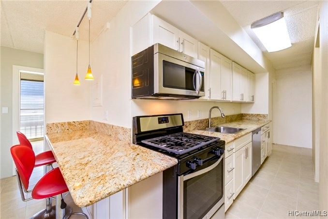 Gas for cooking! New counter tops and cabinets