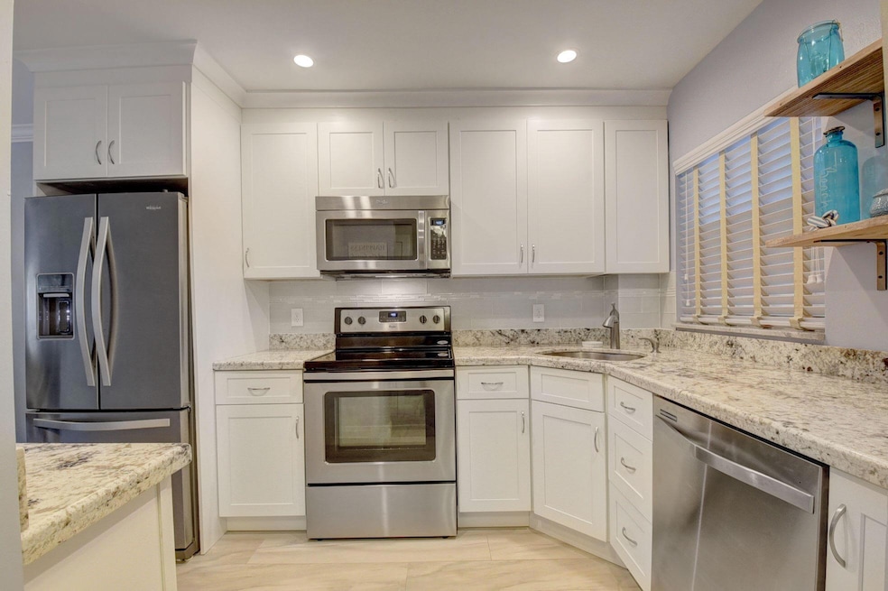 650 Snug Harbor Dr unit G307, Boynton Beach, FL 33435 - photo 1