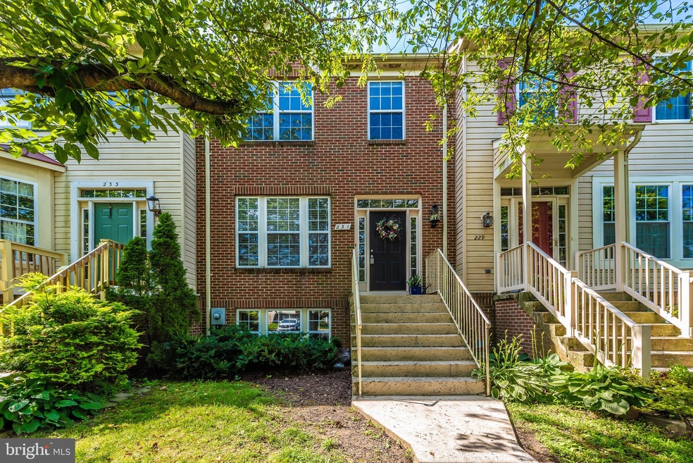 231 Heritage Ct, Walkersville, MD 21793 - photo 1