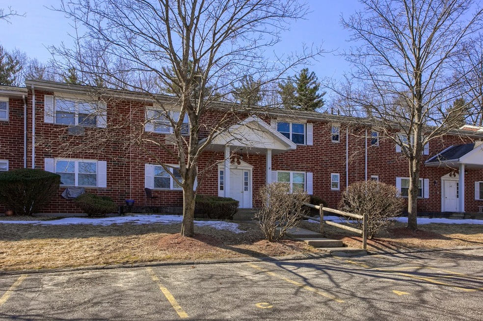 139 Litchfield Pines Dr unit A, Leominster, MA 01453 - photo 1