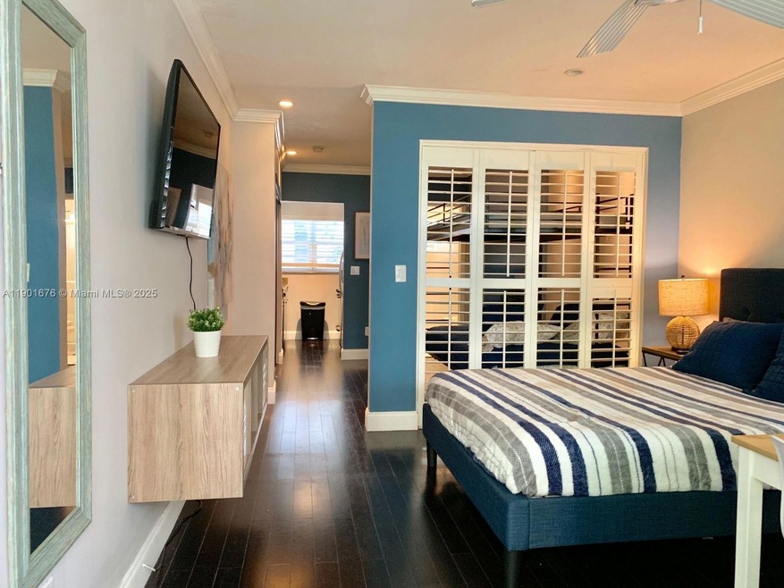 825 Euclid Ave unit 12A, Miami Beach, FL 33139 - photo 1