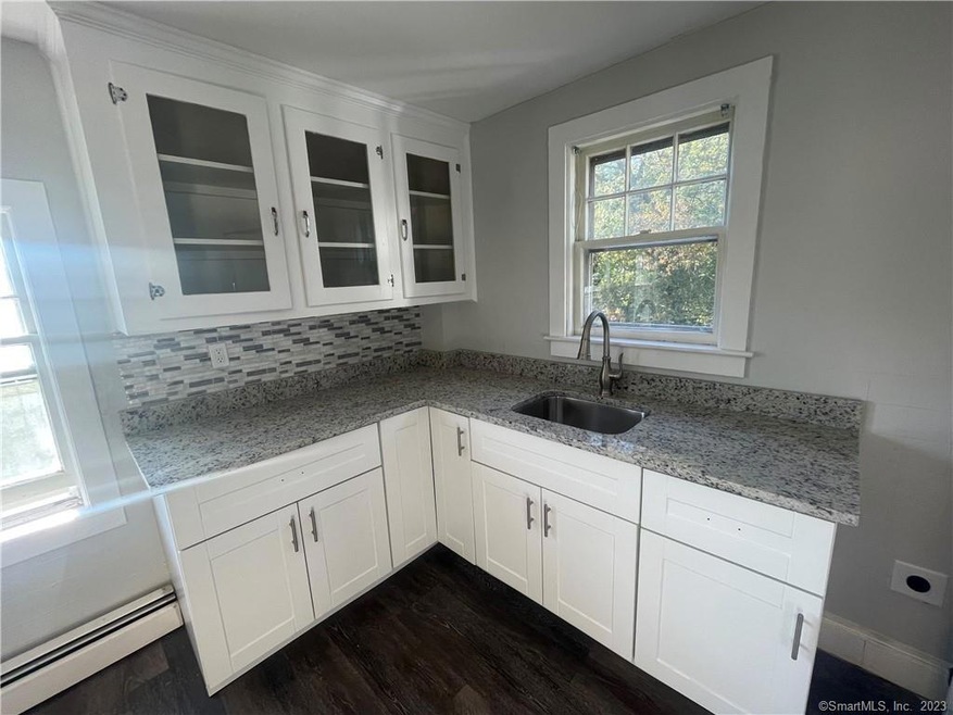 18 Noyes Ave unit 2, Stonington, CT 06378 - photo 1