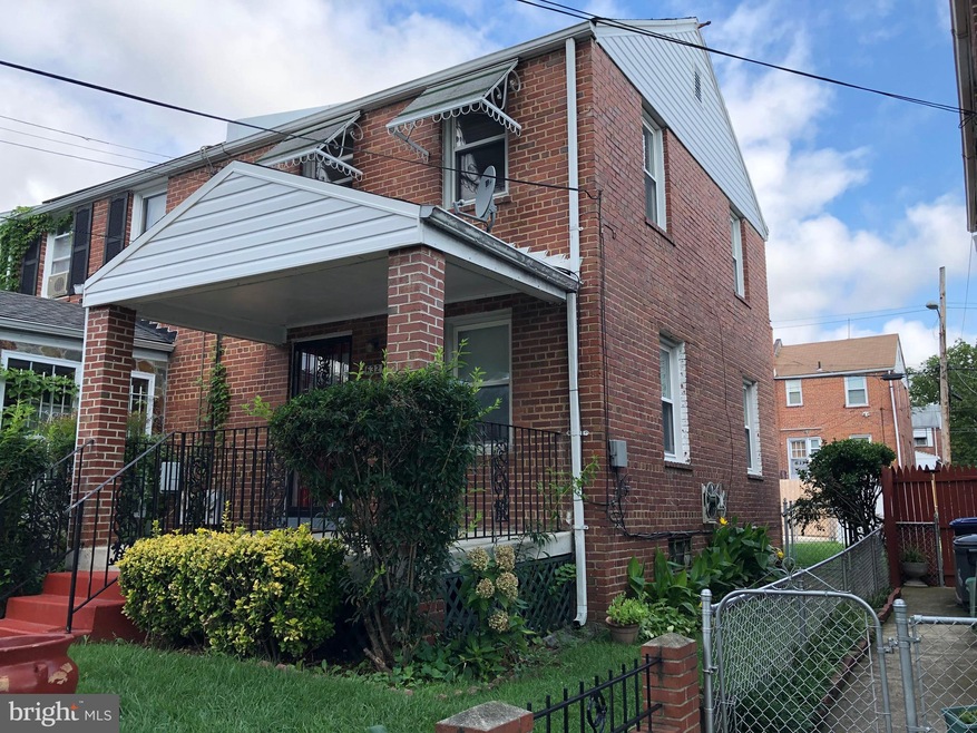 632 Emerson St NE, Washington, DC 20017 - photo 1