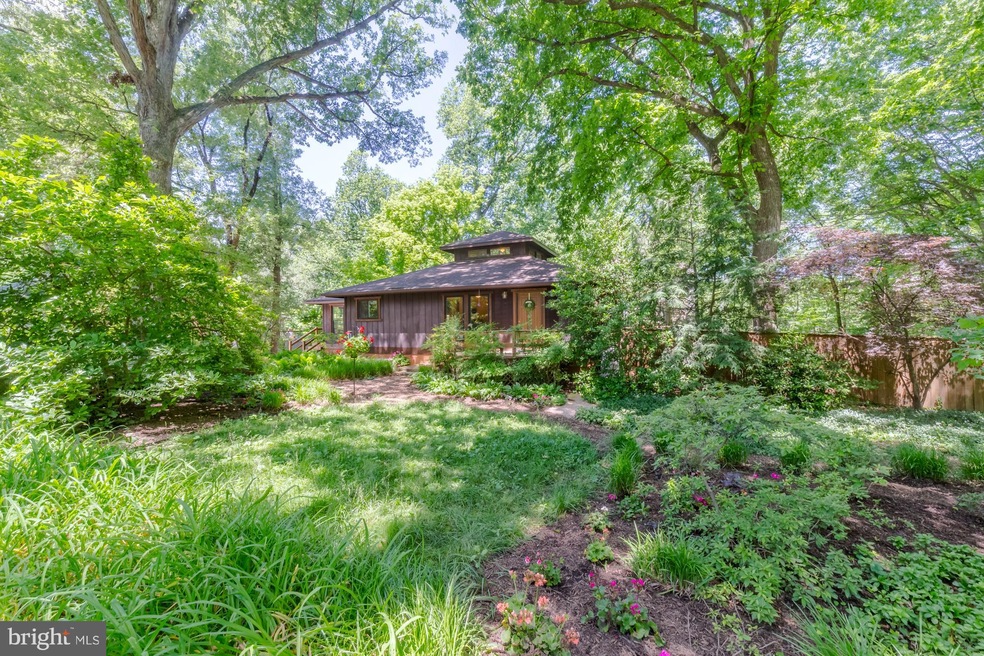 11 Jefferson Ave, Takoma Park, MD 20912 - photo 1