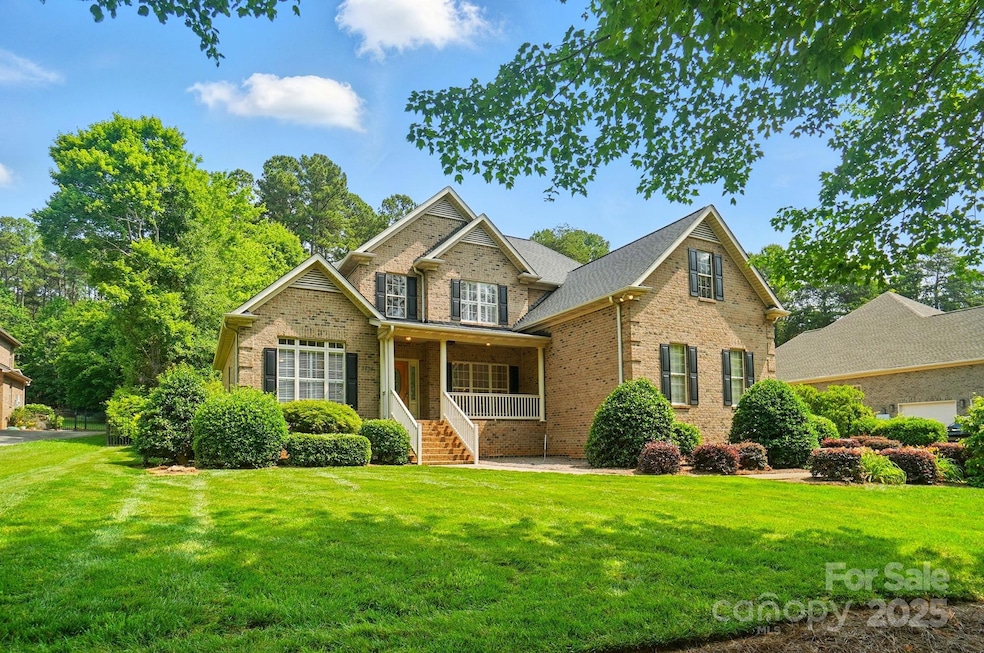 For Sale $739,900